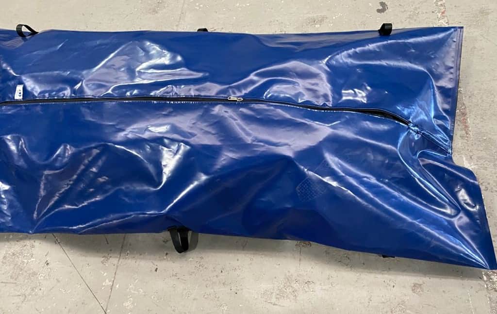 Body Bag with Straight ZIP - Transparent - Image 6