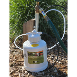 Alternative view of Ez-Flo 2.8L Fertilizer Injector