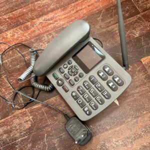 D-link phone (works with simcard) DEMO